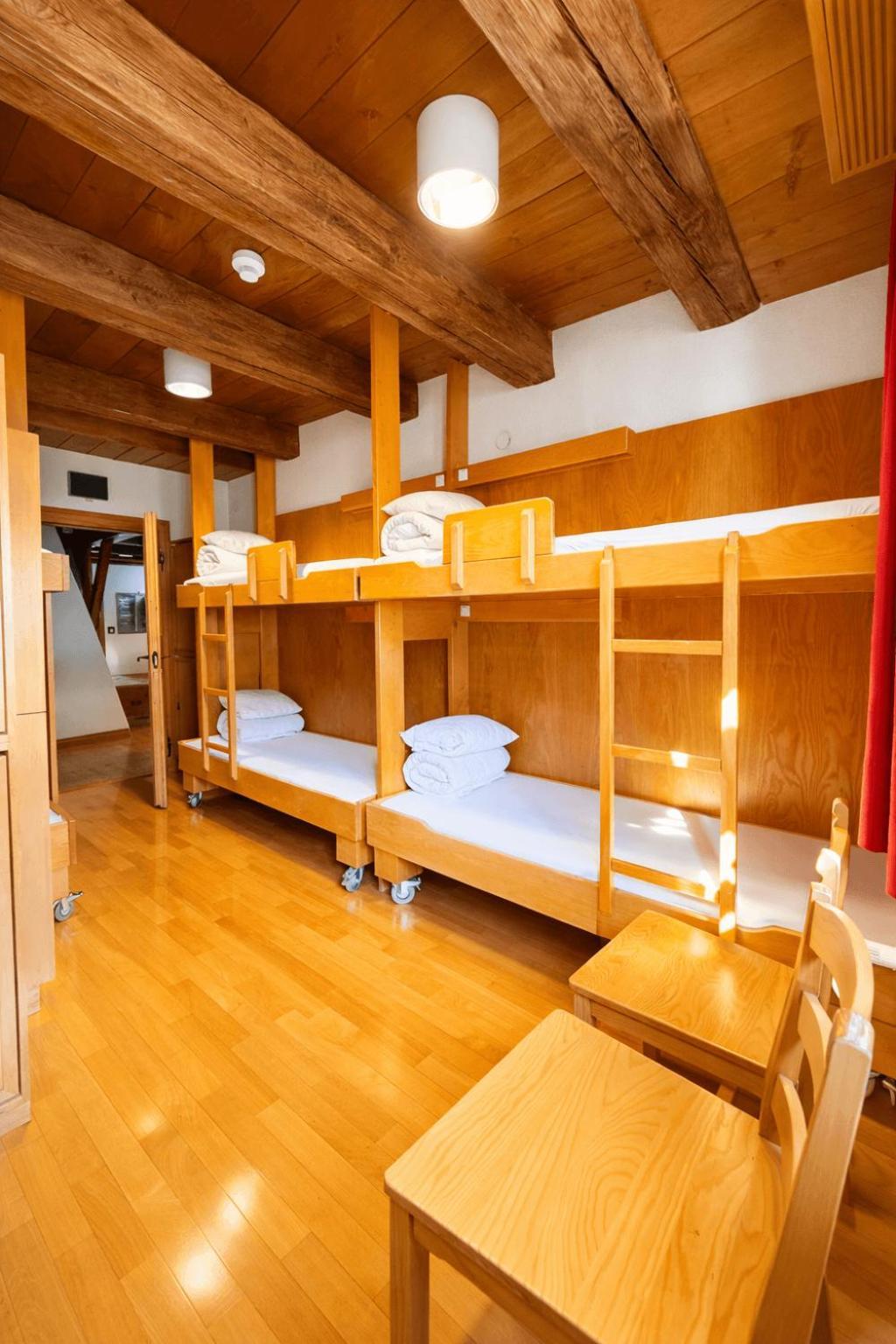 Familienzimmer mit Gemeinschaftsbad